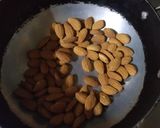 कसाटा ड्रायफ्रूट डिलाइट (kasata dryfruit delight recipe in marathi) रेसिपी स्टेप 2 फोटो 