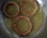 A picture of step 6 of Onion rings.