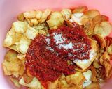 Foto langkah ke 6 dari resep Keripik Singkong Asin Renyah.