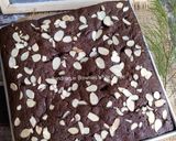 Foto langkah ke 12 dari resep Brownies White Coffee Putih Telur.