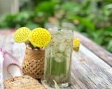 Hình bước làm 5 của món Nước Nha Đam Lá Dứa Hạt Chia
