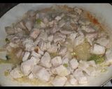 Foto del paso 1 de la receta: Salsa de pollo al verdeo ¡Una DELICIA!