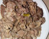 A picture of step 2 of Mutton yakhni pulao.