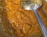 A picture of step 5 of Punjabi thali (Tandoori roti with dal makhni kheere ka raita and chutney).