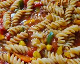 રેડ ગ્રેવી પાસ્તા (Red Gravy Pasta Recipe In Gujarati) રેસીપી સ્ટેપ3ફોટો