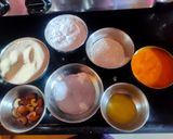 A picture of step 1 of रवा मँगो केक.