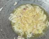 Foto langkah ke 2 dari resep Usus Ayam Sambal Bawang.