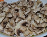 Foto del paso 2 de la receta: Wok de vegetales, Champiñón y roquefort