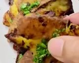 A picture of step 8 of Smashed potatoes.