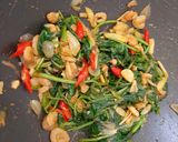 Foto langkah ke 4 dari resep Tumis Kangkung Ebi.
