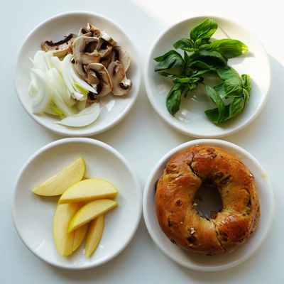 Mushroom And Scrambled Egg Bagel Sandwich Recipe