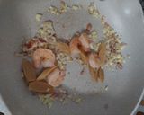 Foto langkah ke 4 dari resep Bihun Goreng Udang Sosis ala anak Kos.