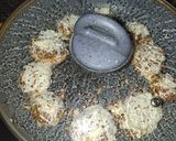 A picture of step 3 of Cheesy stuffed Mushroom.