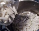 Karalábéleves, ahogy én készítem recept fázis 2 fotója