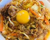 Hình bước làm 4 của món Cơm thịt bò kim chi Nhật Bản