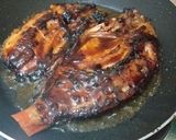 Foto langkah ke 6 dari resep Nila Bakar Teflon lada hitam.