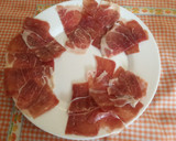Foto del paso 8 de la receta: Pizza de calabaza con queso de cabra y sobrasada con masa Quebrada
