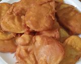 A picture of step 3 of Aloo pakoras.