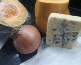 Foto del paso 5 de la receta: Sopa de calabaza, cebolla y queso azul