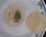Foto langkah ke 2 dari resep 11. GYOZA WITH CHILI OIL.