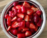 عکس مرحله 1 از دستور مربا و‌شربت توت فرنگی🍓