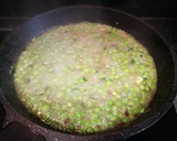 Foto del paso 4 de la receta: Guisantes de la huerta en salsa a la menta y huevo frío 🥚