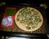 A picture of step 1 of Reshmi kabab.