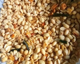 Foto langkah ke 3 dari resep Kacang goreng bawang putih gurih renyah /kacang tuljin.