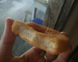Foto langkah ke 8 dari resep "Donat Singkong" lembut "eggless" cocok untuk jualan.