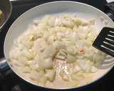 Foto del paso 1 de la receta: Merluza con patatas