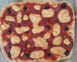 Foto del passaggio 5 della ricetta Pizza dai mille sapori #vegan
