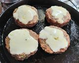 Foto del paso 3 de la receta: Hamburguesas súper rellenas