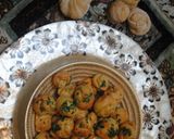 A picture of step 25 of Garlic knots.