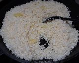 Foto del paso 3 de la receta: Arroz de coliflor con champis y shitake al jengibre