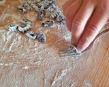 Foto del passaggio 6 della ricetta Gnocchi di patate viola