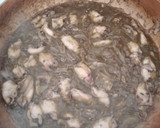 Foto del paso 2 de la receta: Calamares pequeños encebollados
