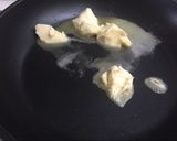 Foto langkah ke 2 dari resep Ayam goreng mentega -- Yummy.