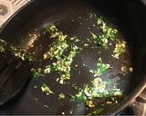 Foto langkah ke 3 dari resep Nasi Goreng Daun Jeruk.
