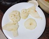Foto del paso 1 de la receta Tostas dulces con carpaccio de pera