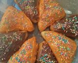 Foto langkah ke 6 dari resep Donat Pizza.