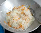 Foto langkah ke 3 dari resep Risol Isi Bihun (+ kulit risol anti sobek).