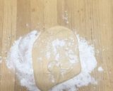 A picture of step 3 of Pull Apart Cheesy Bread.
