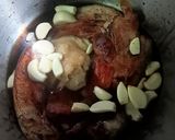 รูปขั้นตอนการทำที่ 3 ของ หมูสามชั้นตุ๋นซีอิ๊ว ไหว้เจ้าก็ได้ กินเองก็ดี