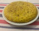 A picture of step 5 of Spanish omelette using Air Fryer.