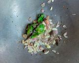 Foto langkah ke 1 dari resep Tumis Terong Bulat.