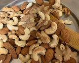 A picture of step 3 of Dates and dry fruits ladoo.