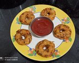 A picture of step 4 of Poha and bread vada.