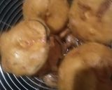 A picture of step 4 of Baingan ke pakorey.
