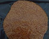 A picture of step 5 of Til chikki.