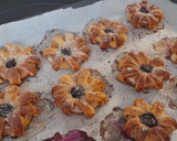 Foto del paso 5 de la receta: Manzana con hojaldre y arándanos